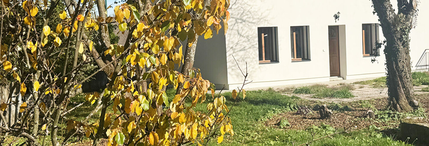 Maison 5 Pièces 90 m² à louer à Pers-Jussy (74930)