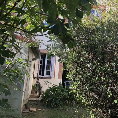 Immeuble  840000 €