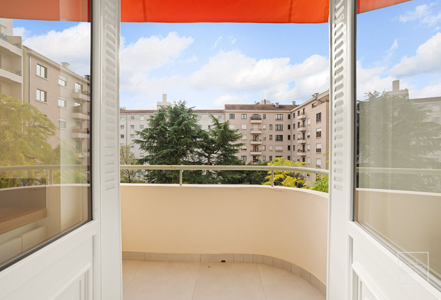 LYON 6, TRIANGLE D'OR, 94m², 2 BALCONS, ISOLÉ, ENTIEREMENT CLIMATISÉ — photo 1