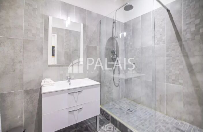 Charmant 3p proche Place ROSSETTI — photo 5