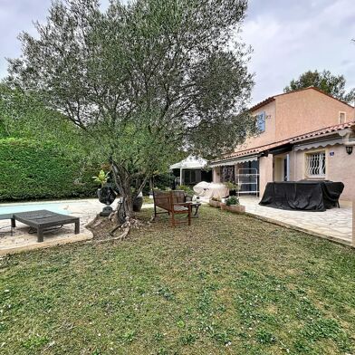 Maison 4 pièces 785000 €