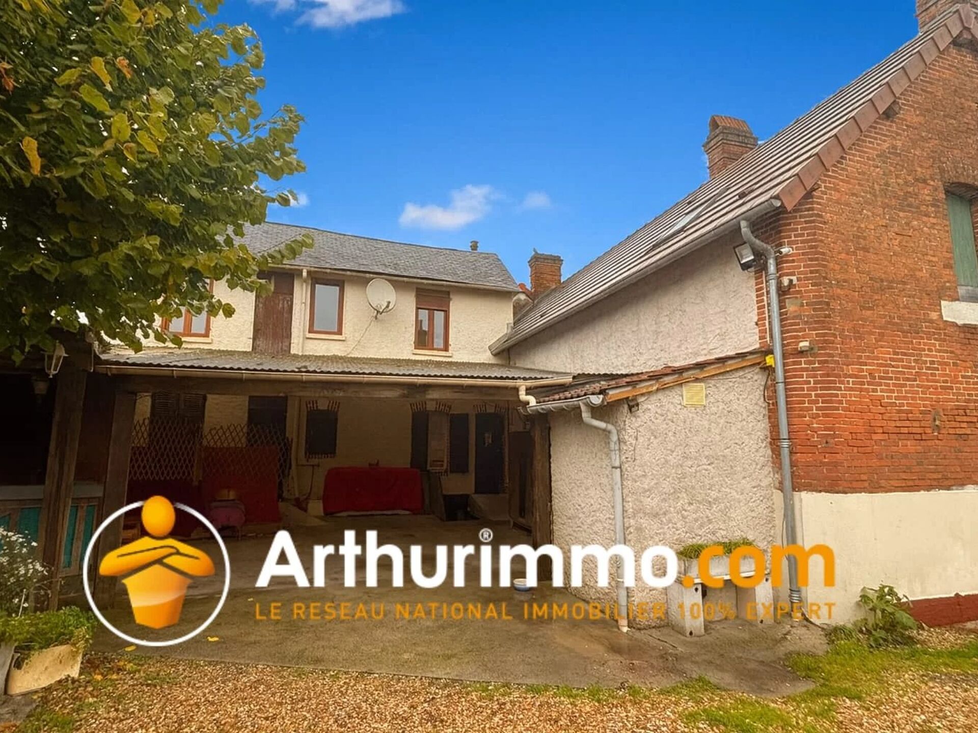 Maison 5 pièces 128 m² · à Salbris · 128 m² · 105 500 €