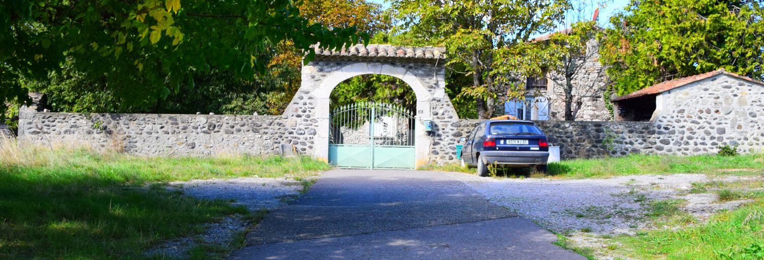 Maison 8 Pièces 129 m² à vendre à Lavilledieu (07170)