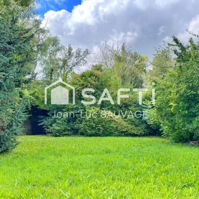 Immeuble  245000 €