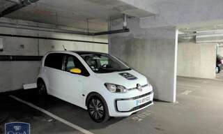 Garage   m² à louer à Tours (37000)