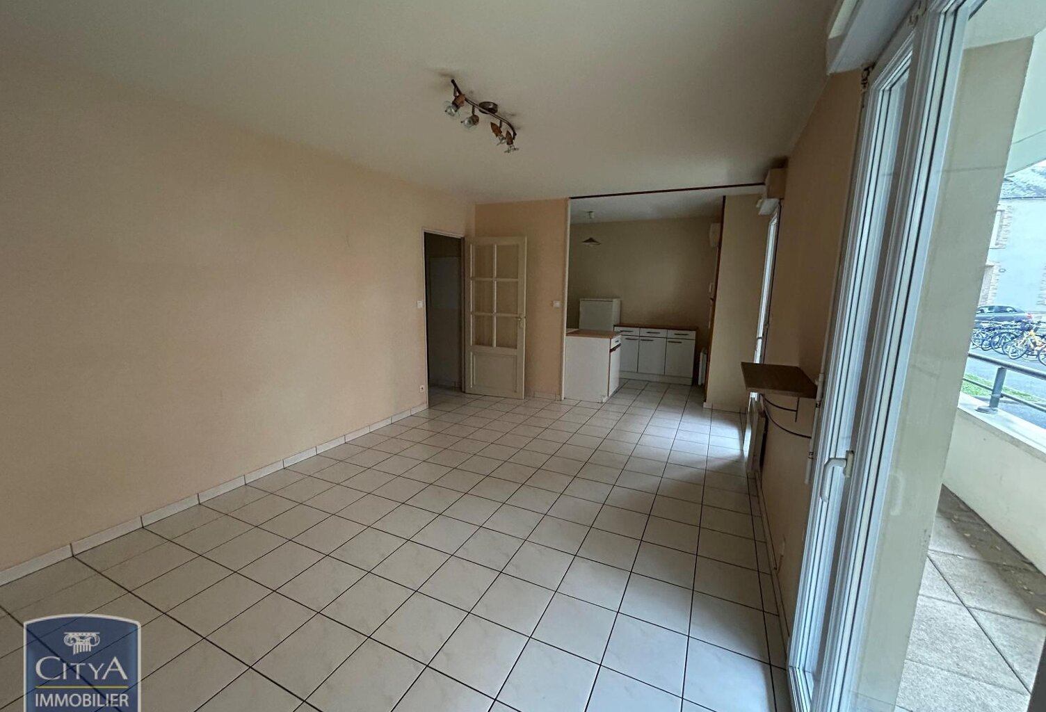 Location appartement 2 pièces 47 m² à Tours (37000) — photo 1