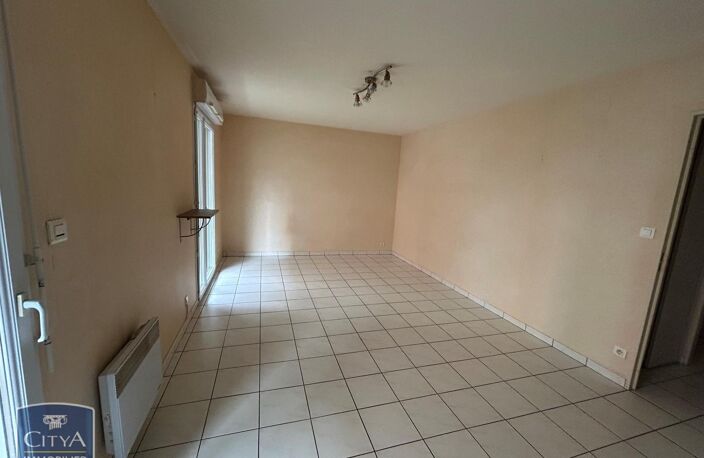 Location appartement 2 pièces 47 m² à Tours (37000) — photo 3