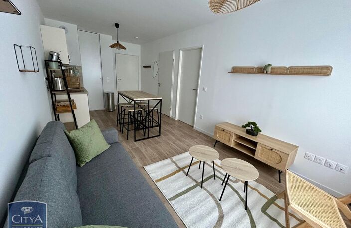 Location appartement 2 pièces 35 m² à Joué-lès-Tours (37300) — photo 2
