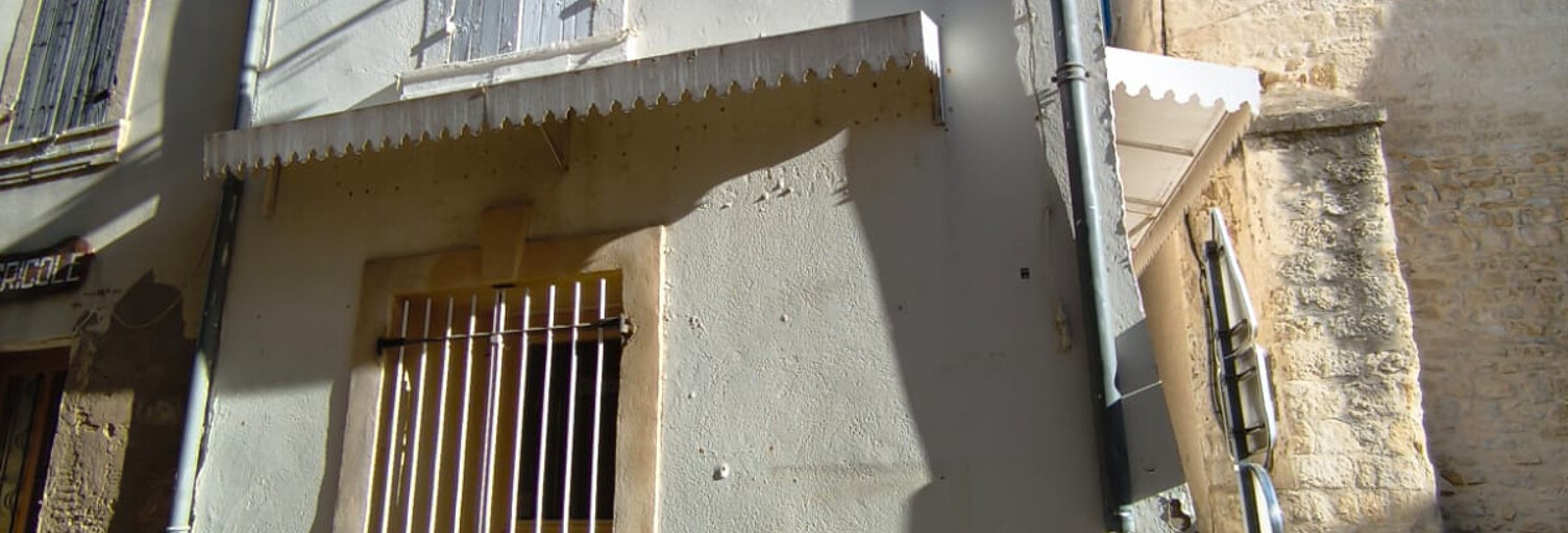 Commerce  53 m² à vendre à Vallabrègues (30300)