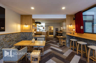 Commerce  225800 €