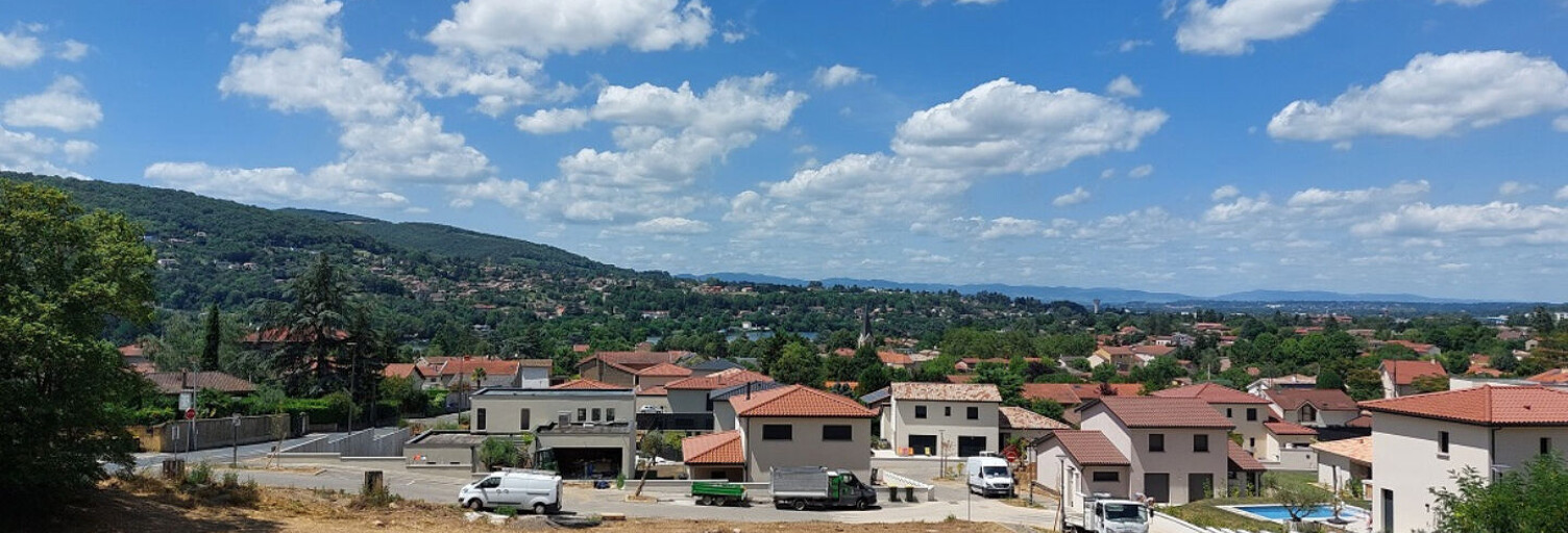 Terrain  1192 m² à vendre à Fleurieu-sur-Saône (69250)