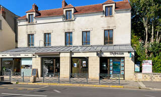 Commerce  91 m² à louer à Auvers-sur-Oise (95430)