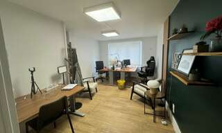 Bureau  77 m² à louer à Villeurbanne (69100)