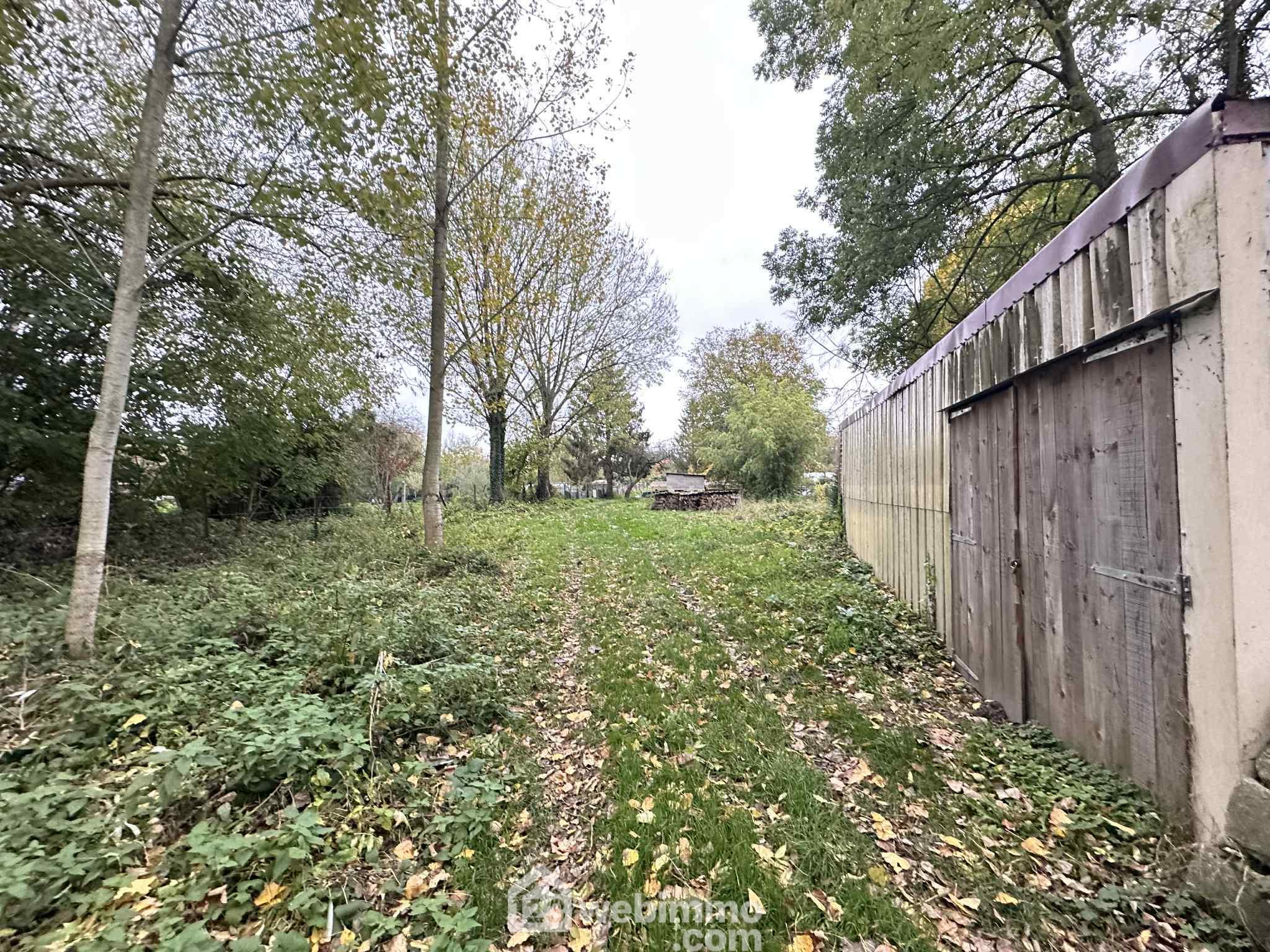 Photo Terrain de loisirs - 2174m² - Liesse-Notre-Dame image 4/4