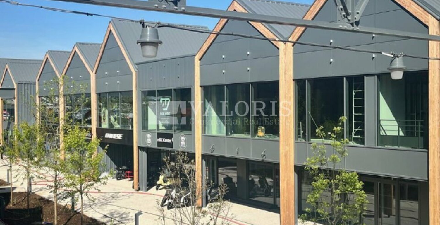 LOCAL COMMERCIAL à LOUER — photo 1