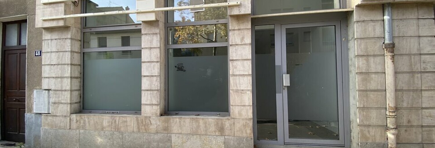 Commerce  81 m² à louer à Vénissieux (69200)