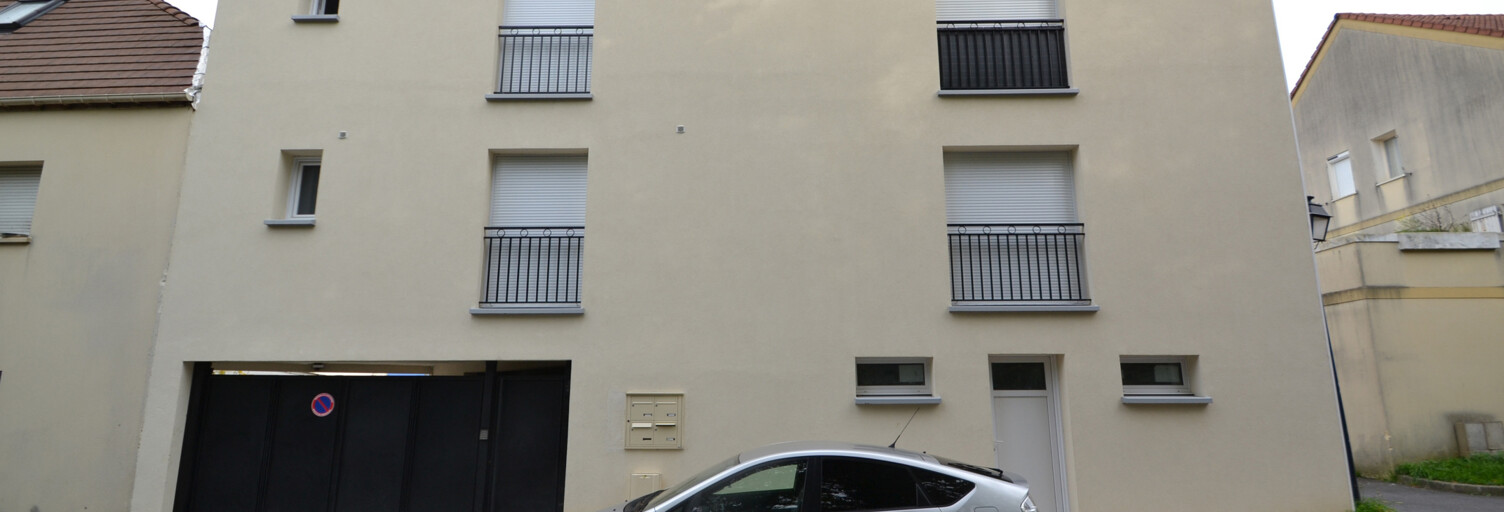 Immeuble  148 m² à vendre à Fosses (95470)