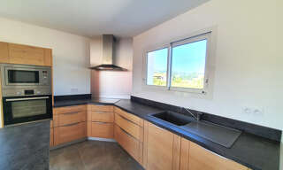 Maison 5 Pièces 102 m² à louer à Béhasque-Lapiste (64120)