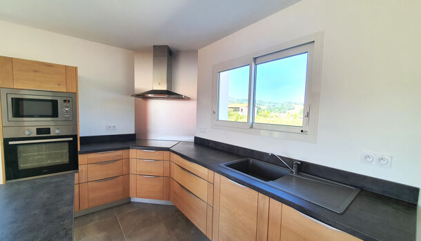 Villa / Maison 5 pièces  à louer Béhasque-Lapiste 64120