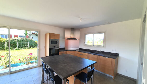 Villa / Maison 5 pièces  à louer Béhasque-Lapiste 64120