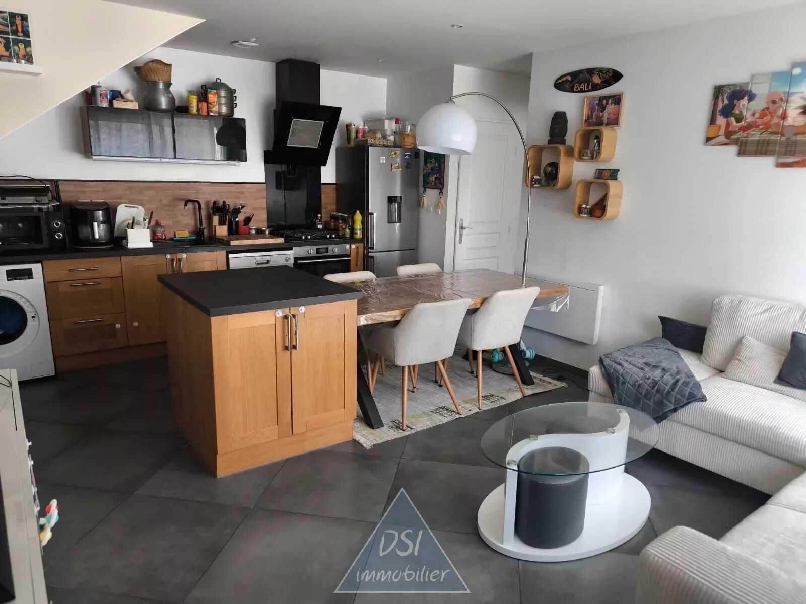 NEYRON Centre - Appartement de type T3 en rez-de-jardin - 51 m² - Terrasse  - Parking