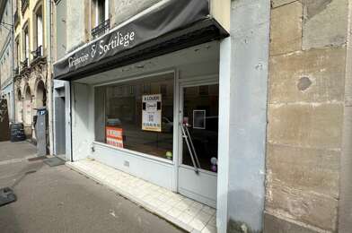 Commerce 2 pièces 69900 €