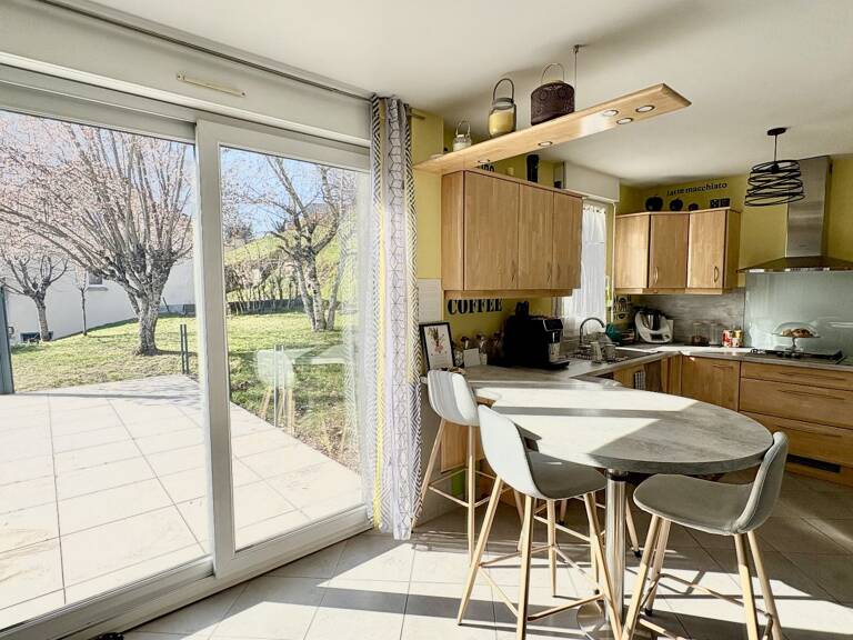 Maison de Type 3 avec 3 garages — photo 1