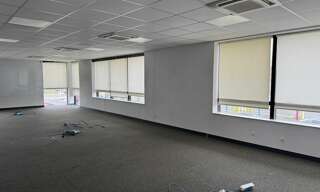 Bureau  892 m² à louer à Tours (37200)