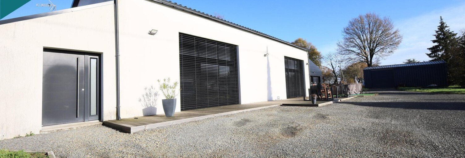 Maison 8 Pièces 248 m² à vendre à Saint-Aubin-du-Cormier (35140)