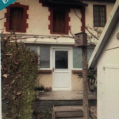 Appartement 1 pièces 99000 €