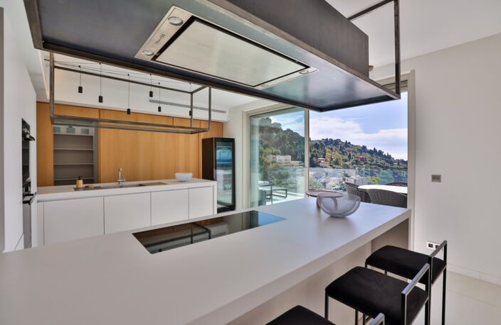 Villa — photo 3