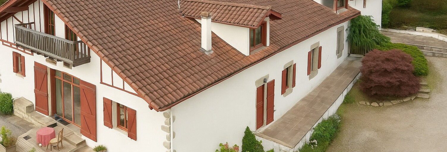 Maison 9 Pièces 492 m² à vendre à Hasparren (64240)