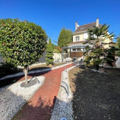 Maison 6 pièces 499000 €