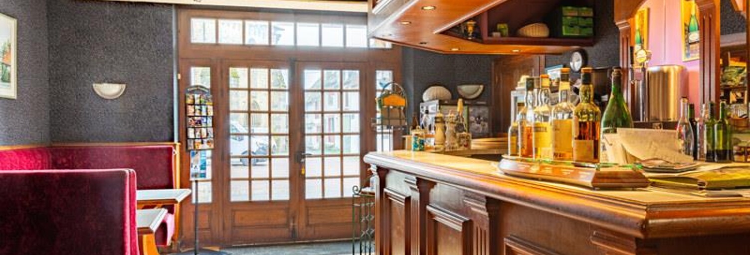 Immeuble   m² à vendre à Coussac-Bonneval (87500)