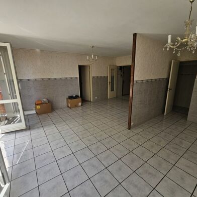 Appartement 5 pièces 96624 €