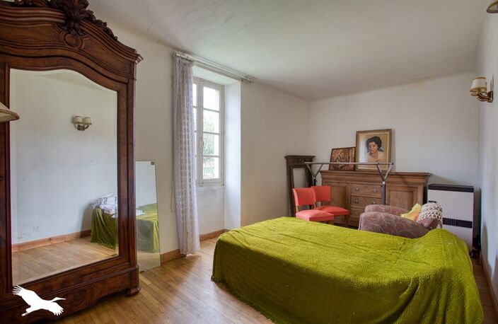 Maison en pierre de 4 pièces principales — photo 3