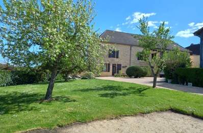Maison en pierre de 7 pièces principales — photo du bien