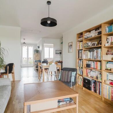 Appartement 4 pièces 244064 €