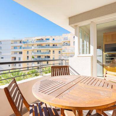 Appartement 3 pièces 275000 €