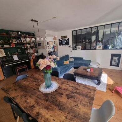 Appartement 4 pièces 288640 €