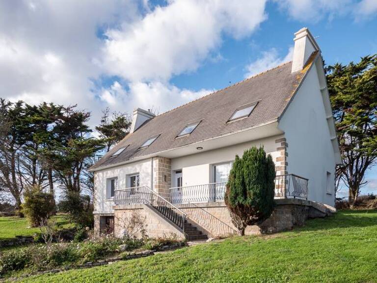 Néo-Bretonne de 9 pièces principales — photo 1