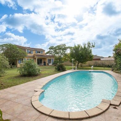 Maison 7 pièces 399999 €