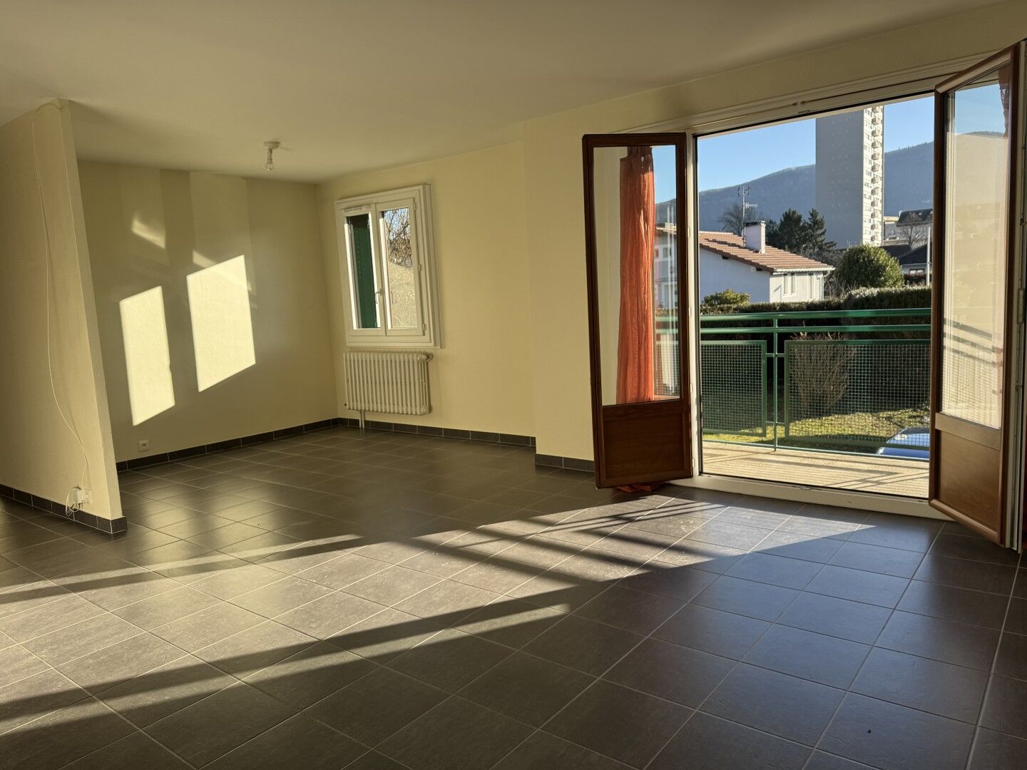 Villa / Maison  T5 à louer Gaillard 74240