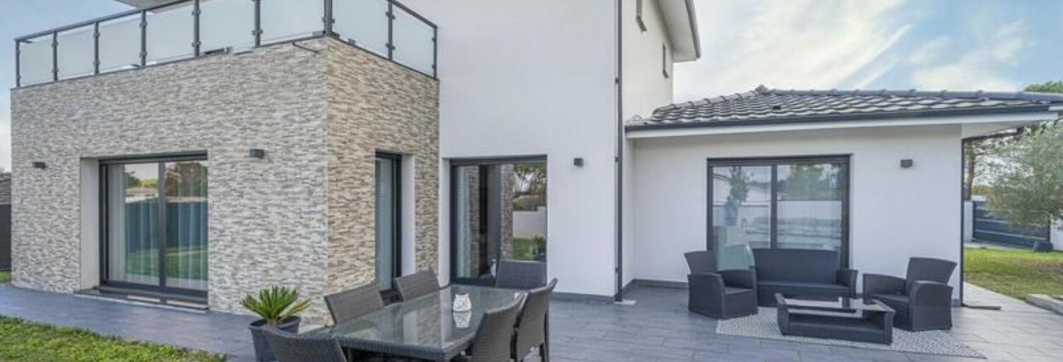 Maison 5 Pièces 168 m² à vendre à Saint-Médard-d'Eyrans (33650)