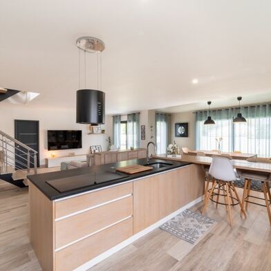 Maison 5 pièces 550000 €