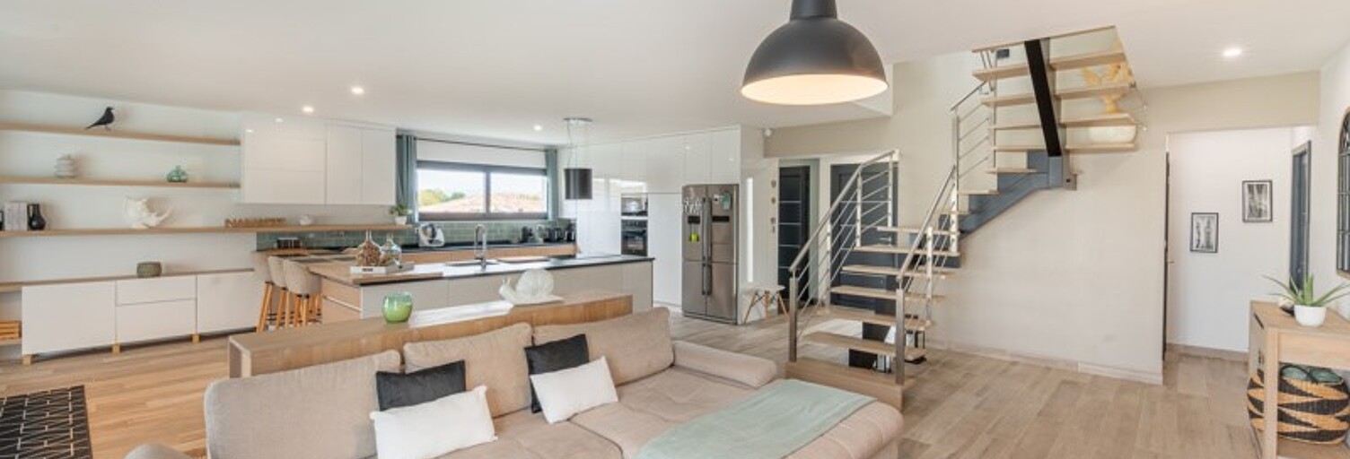 Maison 5 Pièces 168 m² à vendre à Saint-Médard-d'Eyrans (33650)