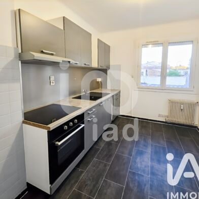 Appartement 3 pièces 150800 €