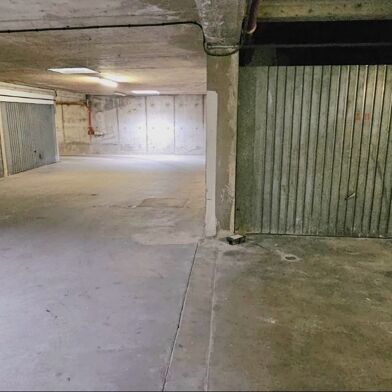 Garage  22500 €