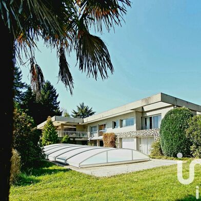 Maison 10 pièces 370000 €