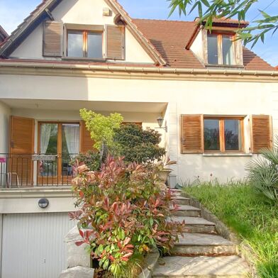 Maison 8 pièces 435200 €